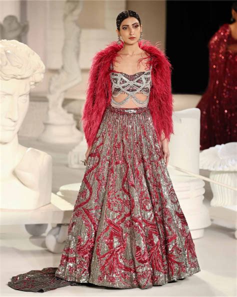 Buy Designer Maeve Bridal Lehenga - Falguni Shane Peacock