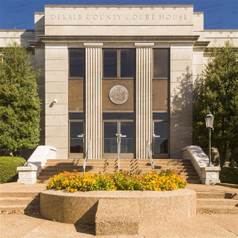 DeKalb County Courthouse (Smithville, Tennessee) | Stock Images | Photos
