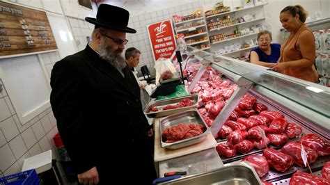 Austrian State Could Force Jews to Register to Buy Kosher Meat