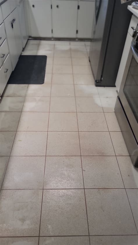 How do I remove paint from laminate floor? : r/howto