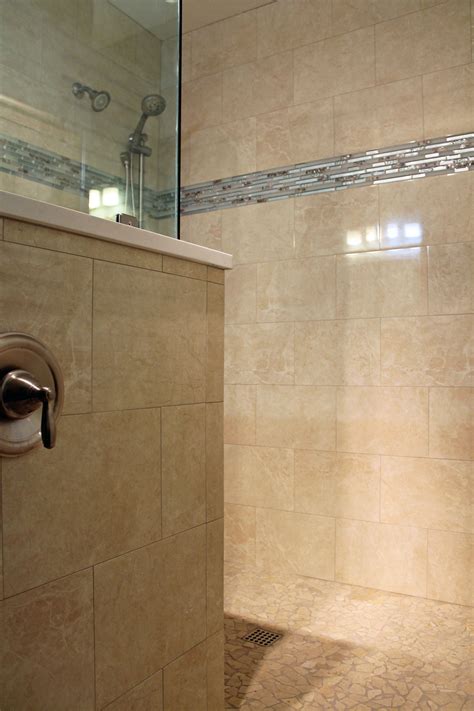 Travertine Tile Showers: A Luxurious And Durable Option - Home Tile Ideas