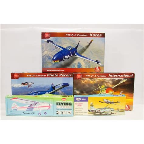 MODEL AIRPLANE KITS (WW2 PLANES)