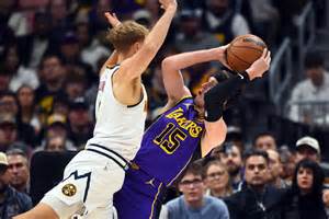Lakers vs Nuggets: Live updates and highlights