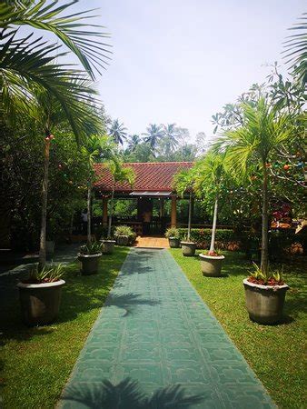 Ayesha Gems and Jewellers (Aluthgama) - 2020 What to Know Before You Go ...