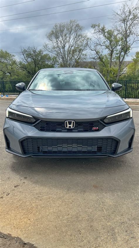 2025 Honda Civic Si First Drive Review: Fun as Ever, Now With Heated Seats