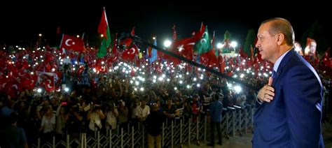 Is Erdogan becoming a Turkish dictator?