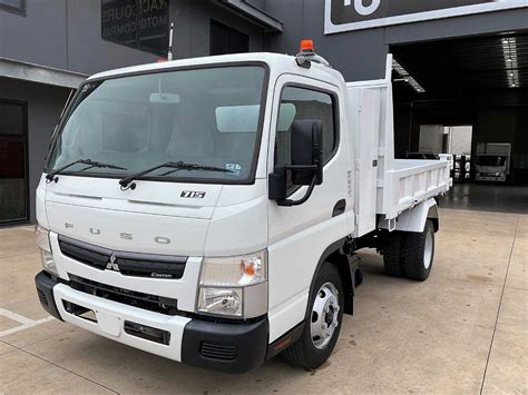 2016 MITSUBISHI CANTER TIPPER - Racecourse Motor Company