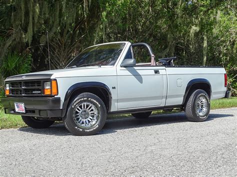 1989 Dodge Dakota Sport | Survivor Classic Cars Services