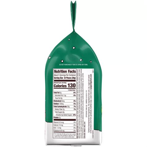 Goldfish Limited Edition Snoopy Baked Graham Snacks - Peppermint Cocoa ...