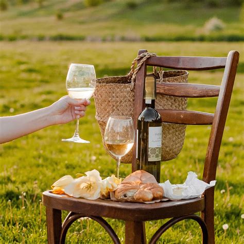 Buy 18 Pieces Pour Spout Covers Translucent Liquor Pourer Covers ...