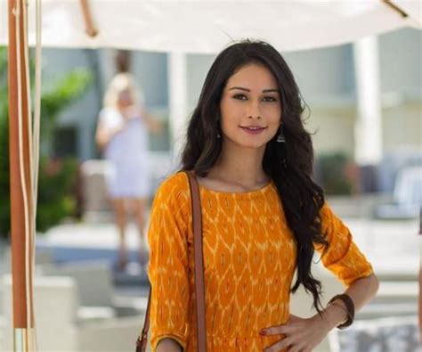 This is what Beyhadh actress Aneri Vajani has to say about people body ...