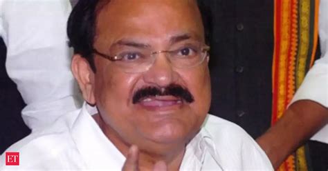 Venkaiah Naidu unveils bronze statue of Sardar Patel - The Economic Times