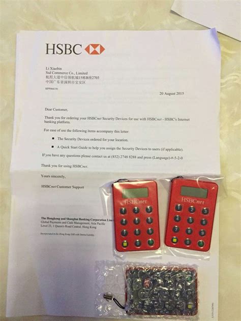 香港的汇丰银行开户的必要住址证明(可以拿国内的6个月内的银行帐单，这样就可以开立帐户)。这句不明白-