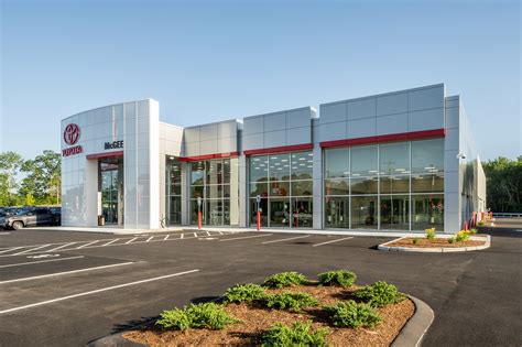 McGee Toyota of Putnam - Putnam, CT | Cars.com
