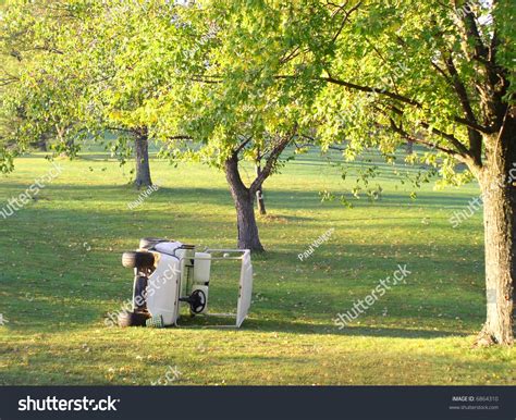 32 Golf Cart Accident Images, Stock Photos & Vectors | Shutterstock