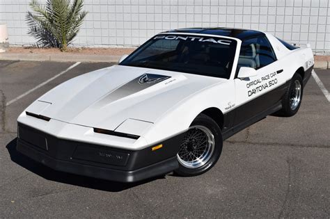 Pontiac Firebird 1983