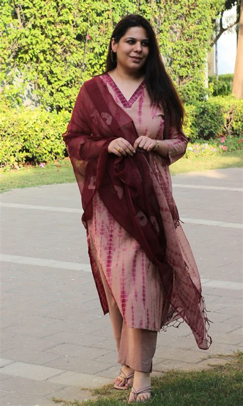 Cotton Dusty Pink Tie & Dye Suit with Kota Doria Dupatta – Baareeki
