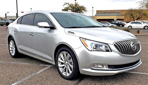 Lot - 2015 Buick Lacrosse 4Dr Sedan Premium **LOW MILES**
