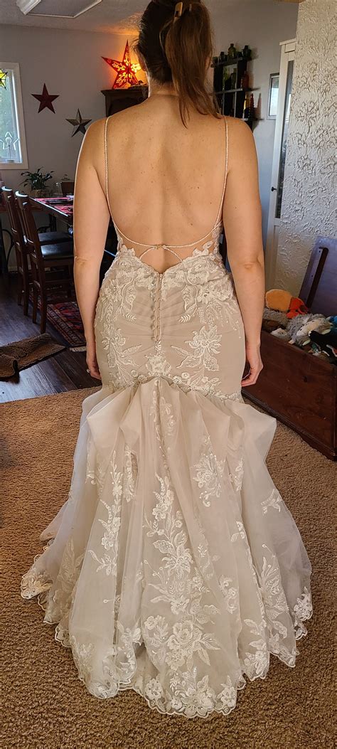 Essense of Australia D2770 New Wedding Dress Save 52% - Stillwhite