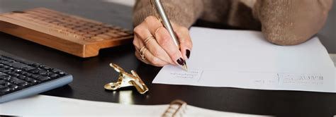 13 common job interview questions and sample answers | Michael Page
