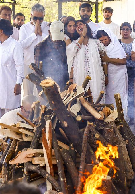 Inconsolable kin lay to rest Jaipur CA killed in Pahalgam terror attack