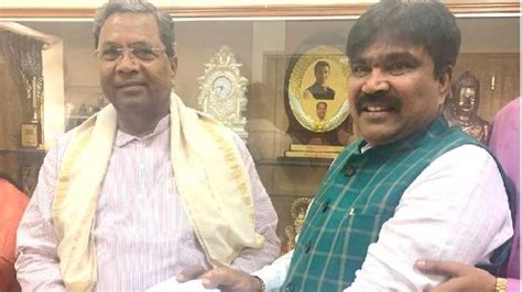 कर्नाटक में मंत्रिमंडल का विस्तार, दो निर्दलीय विधायकों ने ली मंत्री पद ...