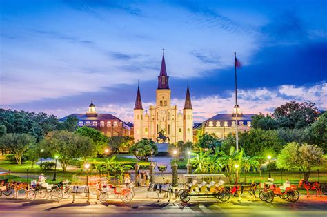 Jackson Square in New Orleans - A Historic Park in the French Quarter ...