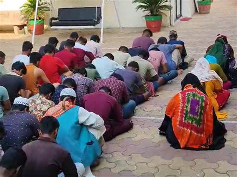 Ahmedabad Crime Branch to deport 52 illegal Bangladeshi immigrants ...