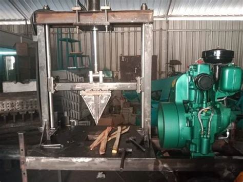 Diesel Engine Wood Log Splitter Manufacture In Coimbatore & INTERLOCK ...