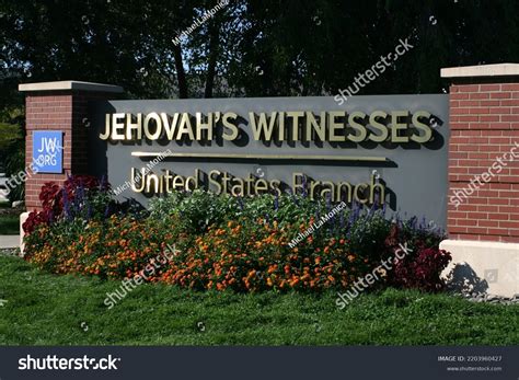 What Is A Jehovah Witness