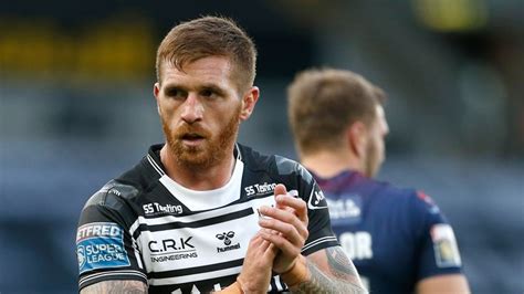 Marc Sneyd: How a 'manic week' led to the half-back's Salford Red ...
