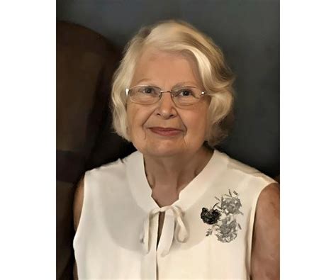 Sue Schulz Obituary (2024) - Menasha, WI - Westgor Funeral Home - Neenah