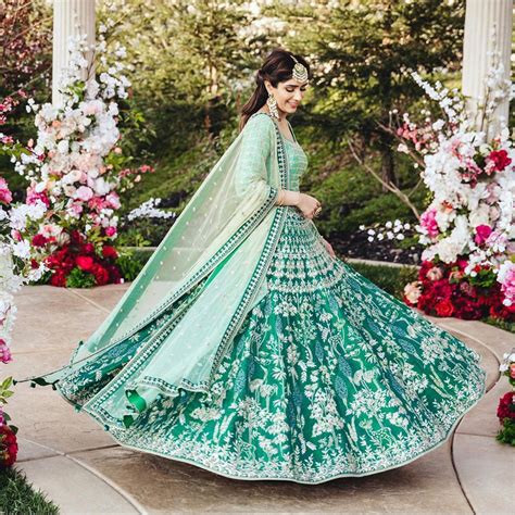 10 Anita Dongre Bridal Lehengas We Saw on Real Brides