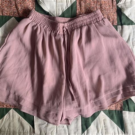 dusty/rose pink flowy layered shorts super cute and... - Depop