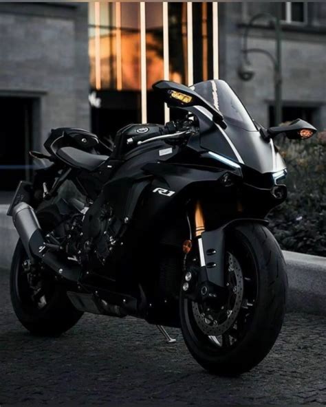 Stay out of trouble payton moormeier – Artofit