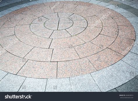 Making Stone Pavement 的图像结果