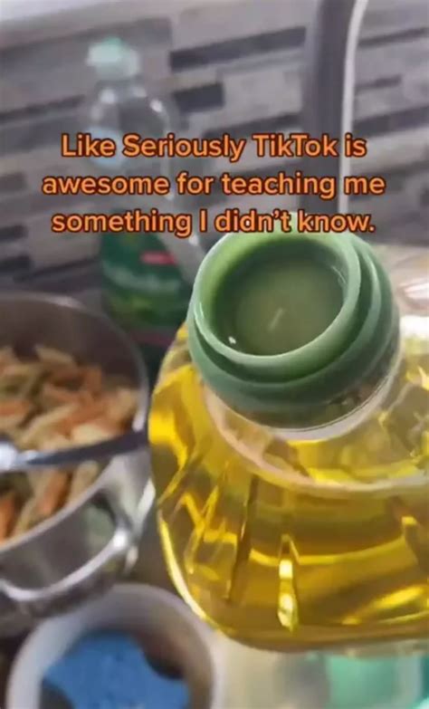 Woman shows how you’ve been pouring cooking oil wrong your whole life - Food & Drink - Tyla