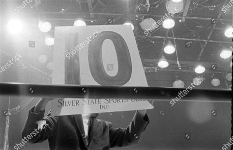 Boxing Round Signs 的图像结果