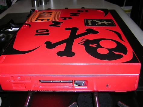 Red Laptop 的图像结果