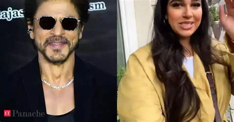 Shah Rukh Khan fan suddenly spots the superstar on road. SRK says no ...