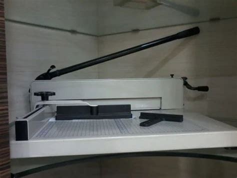 Paper Cutter - Paper Rim Cutter Trader - Wholesaler / Distributor from ...