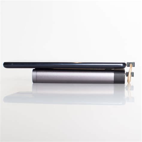 iFi Audio 90 Degree Type-C OTG Cable