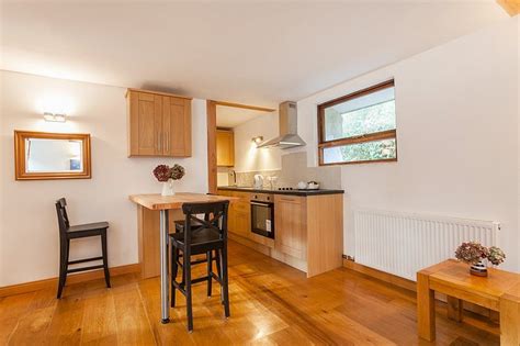 FINGALS (East Cornworthy) - Lodging Reviews, Photos, Rate Comparison ...