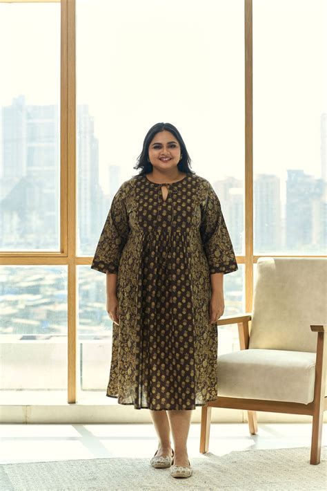 Mehendi Green Ajrakh Print Indo-Western Midi Dress – Nangaliaruchira