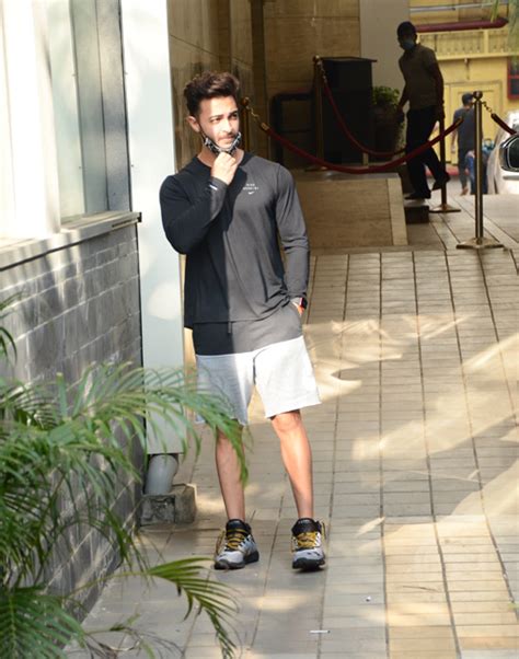 Aayush Sharma's Under Armour Sneakers Are Worth Rs 2,000