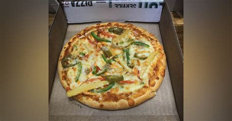 Fix Your Pizza Cravings At This Outlet In Bandra! | LBB