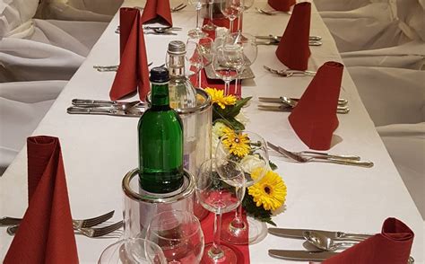 HOTEL ZUR ENGELSBURG (Hausen (Wied)) - Hotel Reviews, Photos, Rate ...