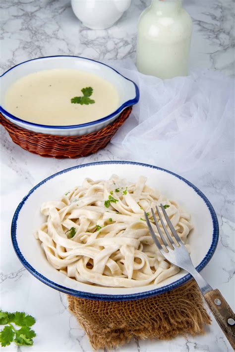 Alfredo Sauce With Milk (No Heavy Cream)