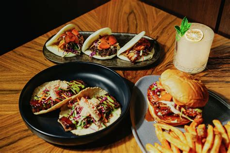 Pluckers moves into Austin's Southpark Meadows community