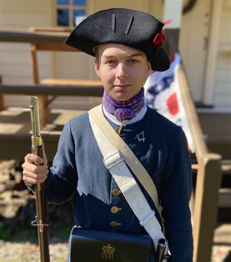 American Revolutionary War Reenactment Uniforms Compare | dpise2022.dps ...
